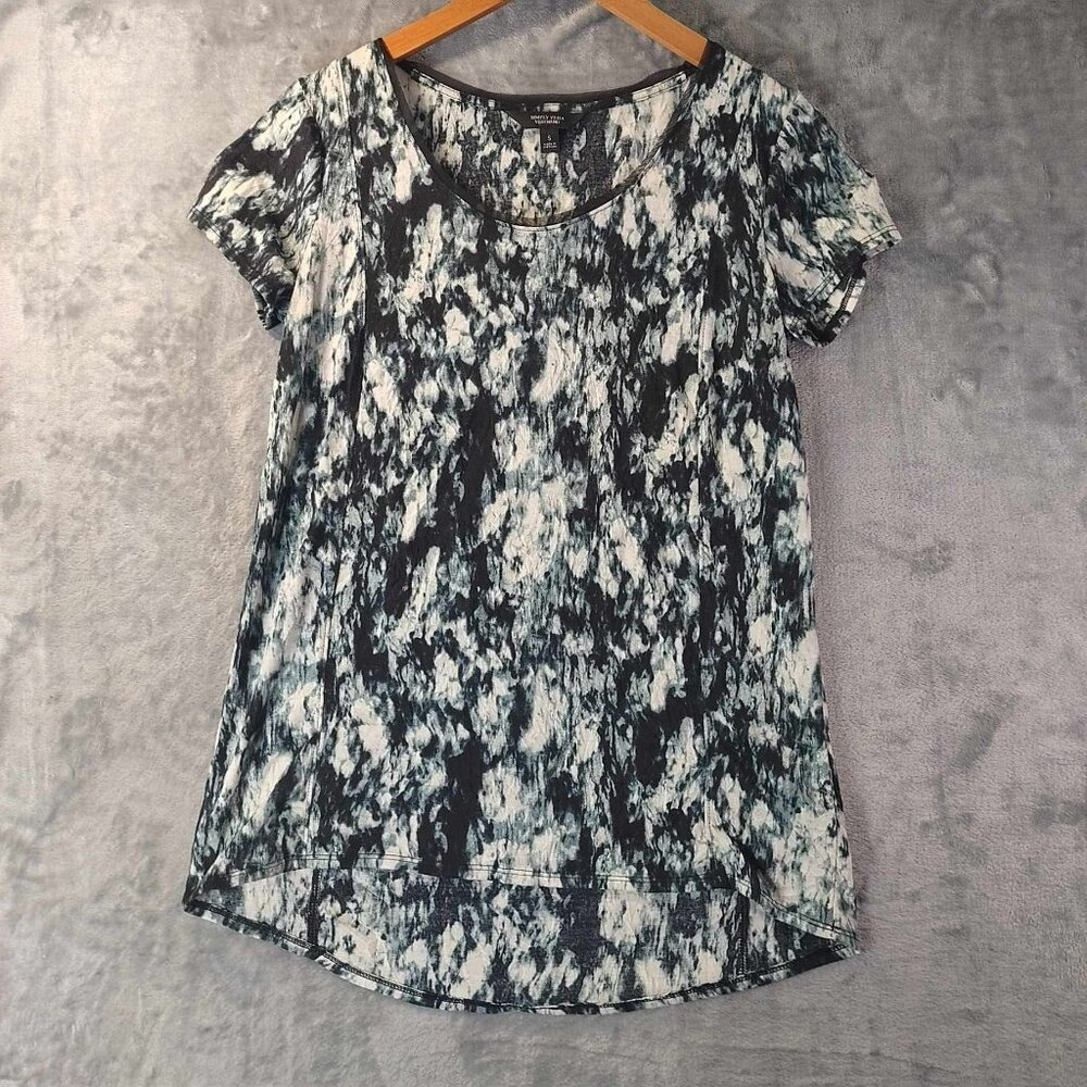 Simply Vera Abstract Print Top S Art to Wear High Low Gray Black Tee Graphic Top